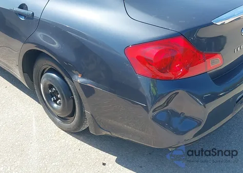 2010 Infiniti G37 Journey z USA, uszkodzony, nr VIN JN1CV6AP8AM201848